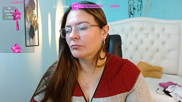 MsJossie online show from September 2025 04:12:02 AM