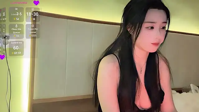 Snapshot of Duomiz chatting on February 2025 06:49:02 PM Duomiz online show from February 2025 06:49:02 PM