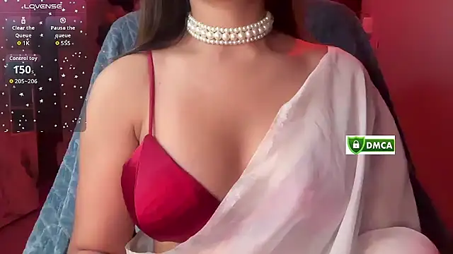 Royal girl 1 online show from April 2026 04:20:01 PM