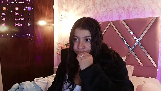 Miaa Smiith1 online show from February 2025 12:15:02 PM