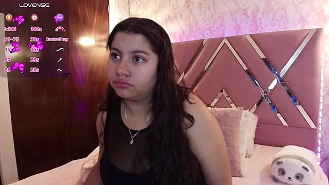 Miaa Smiith1 online show from March 2025 12:22:02 PM