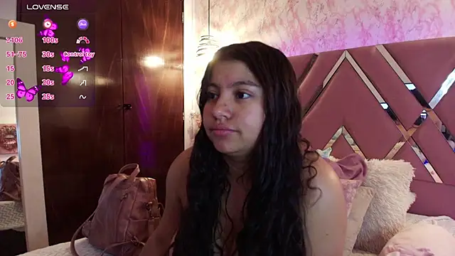 Miaa Smiith1 online show from March 2025 12:17:01 PM