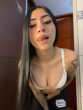 Snapshot of Bunny_sexy01 chatting on June 2026 02:20:01 AM Bunny sexy01 online show from June 2026 02:20:01 AM