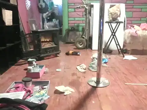 watermellonpussy online show from January 2025 07:00:02 PM