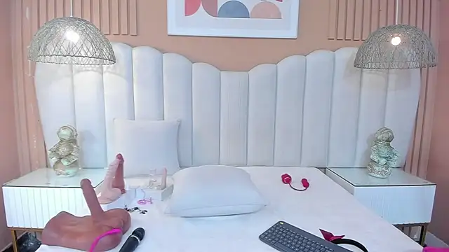 Sara Vanegas online show from March 2026 11:18:01 AM