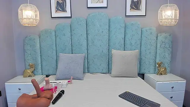 Sara Vanegas online show from July 2026 11:36:01 AM