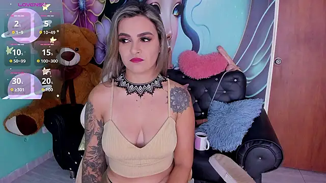 mia bigtits17 online show from February 2026 07:23:02 PM