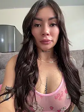 Roxanne 08 online show from July 2026 06:56:01 PM