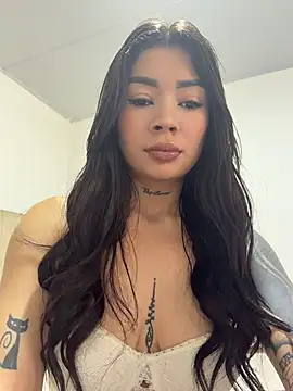 Roxanne 08 online show from July 2026 04:36:01 PM