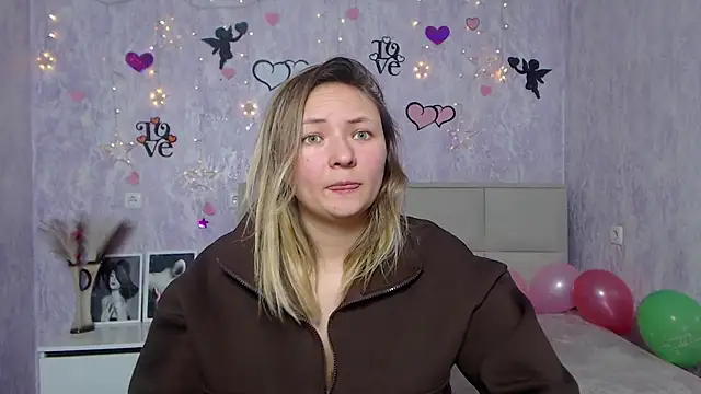 Snapshot of SallyVerda chatting on January 2025 07:08:01 PM SallyVerda online show from January 2025 07:08:01 PM