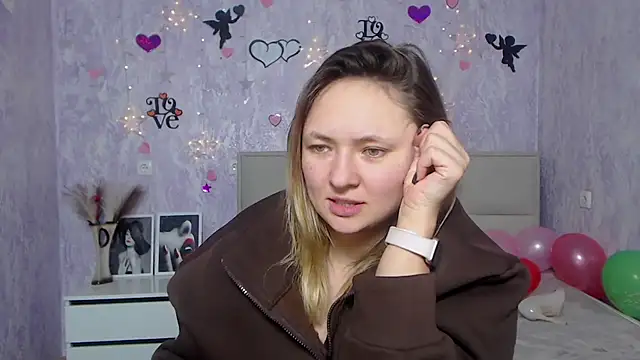 Snapshot of SallyVerda chatting on February 2025 04:14:01 AM SallyVerda online show from February 2025 04:14:01 AM