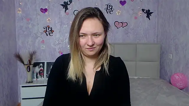 Snapshot of SallyVerda chatting on February 2025 01:32:02 AM SallyVerda online show from February 2025 01:32:02 AM