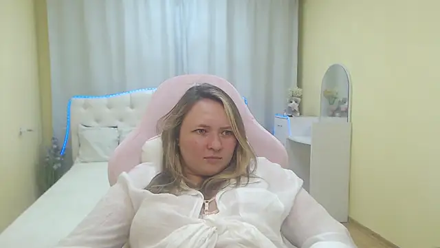 SallyVerda online show from July 2026 02:05:17 AM