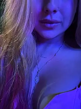 Amber Martins  online show from February 2025 06:33:01 AM