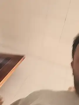 Snapshot of BatiBattman69 chatting on January 2025 10:44:02 PM BatiBattman69 online show from January 2025 10:44:02 PM