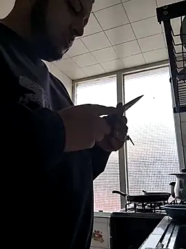 Snapshot of BatiBattman69 chatting on February 2025 03:39:02 PM BatiBattman69 online show from February 2025 03:39:02 PM