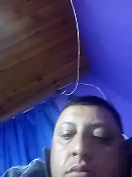 Snapshot of BatiBattman69 chatting on February 2025 04:31:01 AM BatiBattman69 online show from February 2025 04:31:01 AM