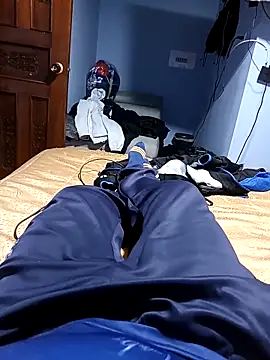 Snapshot of BatiBattman69 chatting on March 2025 01:22:01 AM BatiBattman69 online show from March 2025 01:22:01 AM