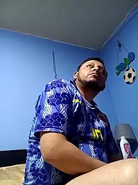 Snapshot of BatiBattman69 chatting on March 2025 06:05:02 AM BatiBattman69 online show from March 2025 06:05:02 AM