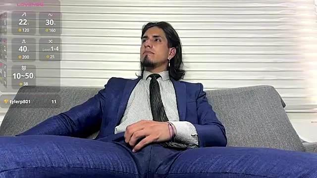 Tom blunt96 online show from December 2024 02:19:02 PM