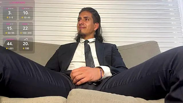 Tom blunt96 online show from January 2025 01:26:01 PM