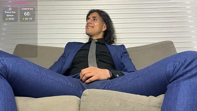 Tom blunt96 online show from January 2025 09:02:01 PM