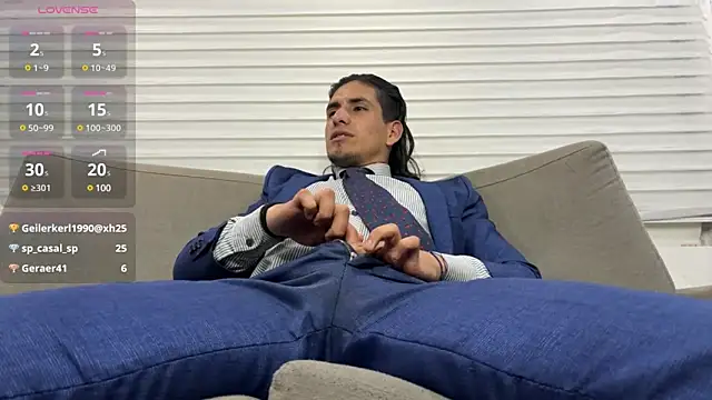 Tom blunt96 online show from February 2025 05:48:01 AM