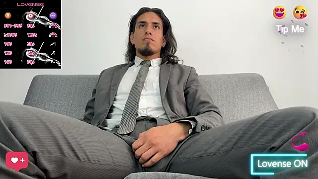 Tom blunt96 online show from October 2025 06:49:02 PM