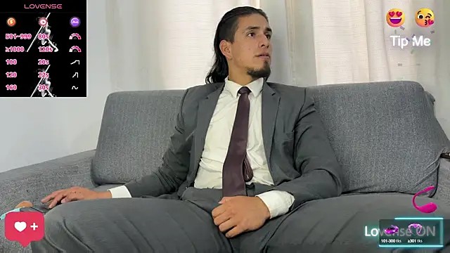 Tom blunt96 online show from November 2025 03:52:02 PM