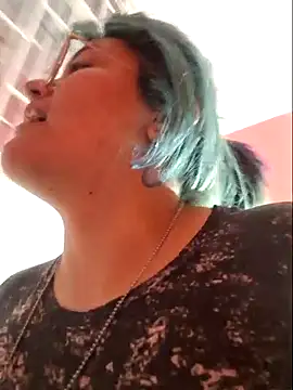 lucky-leah online show from January 2025 06:45:01 AM