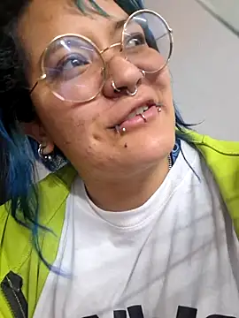 lucky-leah online show from May 2026 03:56:01 AM