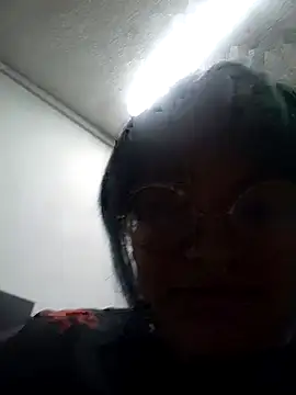 lucky-leah online show from May 2026 03:46:01 AM