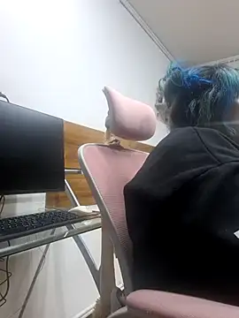 lucky-leah online show from June 2026 03:41:01 AM