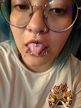 lucky-leah online show from July 2026 03:59:02 AM