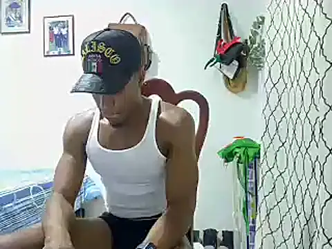 Snapshot of andrews2399 chatting on December 2024 07:20:02 AM andrews2399 online show from December 2024 07:20:02 AM