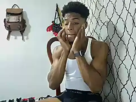 Snapshot of andrews2399 chatting on January 2025 02:17:01 AM andrews2399 online show from January 2025 02:17:01 AM