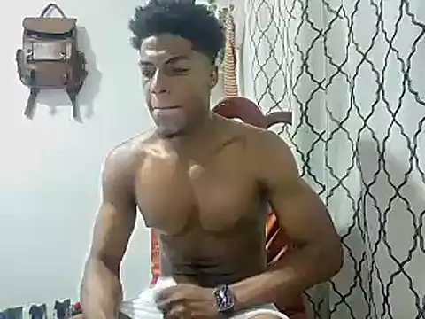 Snapshot of andrews2399 chatting on January 2025 04:28:01 AM andrews2399 online show from January 2025 04:28:01 AM