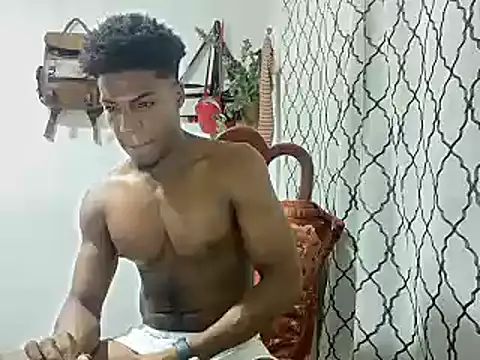 Snapshot of andrews2399 chatting on January 2025 02:39:01 AM andrews2399 online show from January 2025 02:39:01 AM