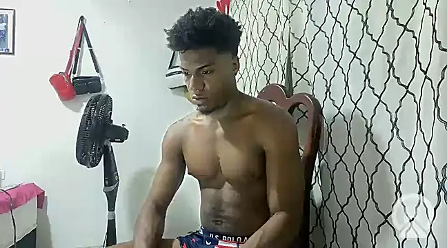 Snapshot of andrews2399 chatting on February 2025 01:03:02 AM andrews2399 online show from February 2025 01:03:02 AM