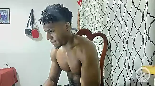 Snapshot of andrews2399 chatting on February 2025 02:04:01 AM andrews2399 online show from February 2025 02:04:01 AM