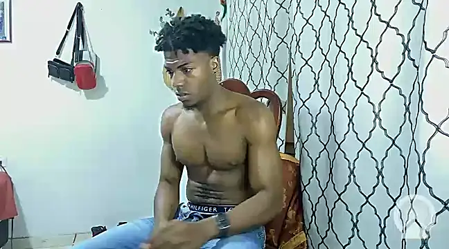 Snapshot of andrews2399 chatting on March 2025 08:29:02 PM andrews2399 online show from March 2025 08:29:02 PM