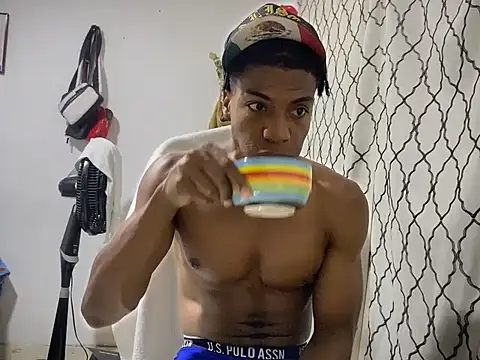 Snapshot of andrews2399 chatting on September 2025 01:17:01 AM andrews2399 online show from September 2025 01:17:01 AM