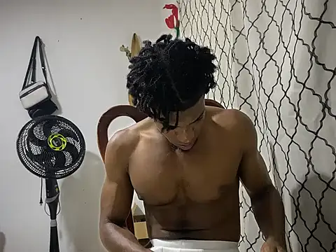 Snapshot of andrews2399 chatting on September 2025 01:51:02 AM andrews2399 online show from September 2025 01:51:02 AM