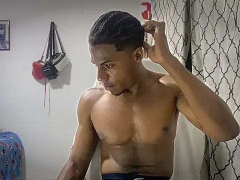 Snapshot of andrews2399 chatting on October 2025 01:39:03 AM andrews2399 online show from October 2025 01:39:03 AM