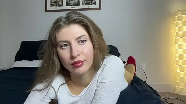 YUMIandbigWOLF online show from February 2025 10:48:02 PM