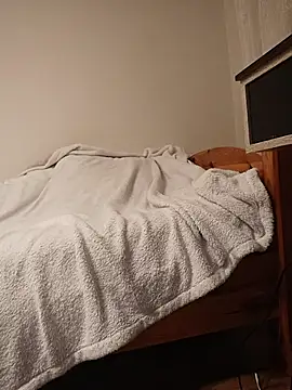 niesmialy39oon online show from February 2026 07:10:02 PM