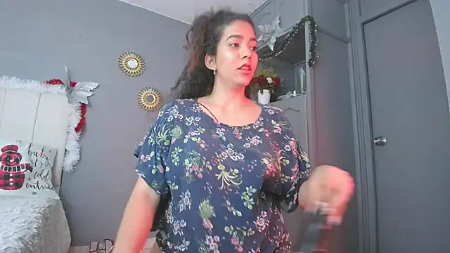 arteverena online show from December 2024 03:01:02 AM