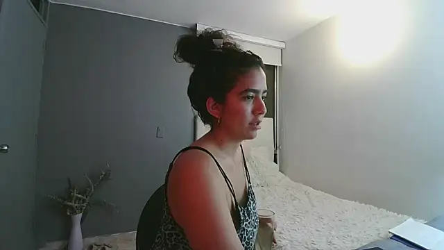 arteverena online show from March 2025 12:07:01 AM