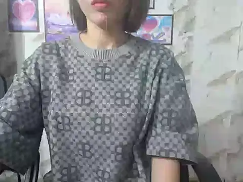 Snapshot of Love_bug15 chatting on March 2025 12:02:02 PM Love bug15 online show from March 2025 12:02:02 PM