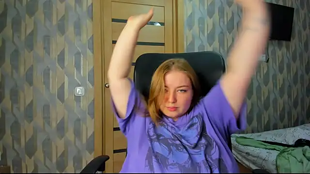 valery1610 online show from June 2026 04:40:01 PM